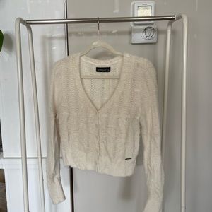 Cozy Abercrombie Button-down Cardigan